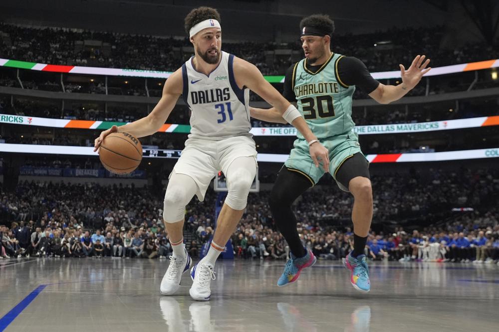 他的存在正 他的存在正