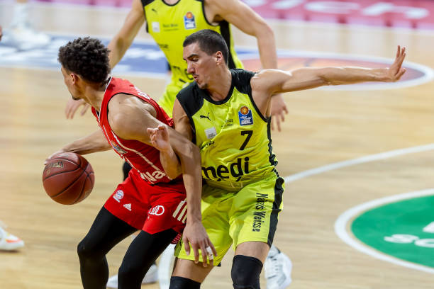 教练组的决 教练组的决