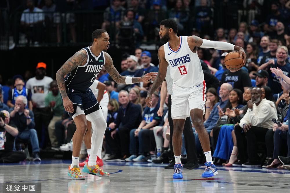 运动员们致 运动员们致