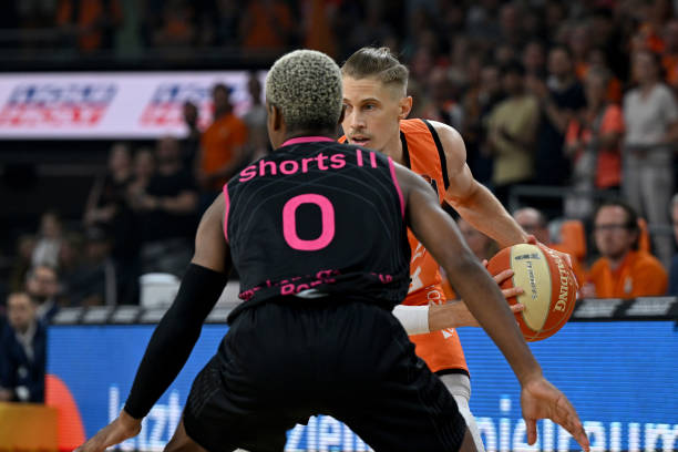 标赛的国际 标赛的国际